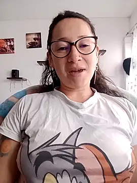 emilypoppy3 online show from March 2026 01:02:01 PM