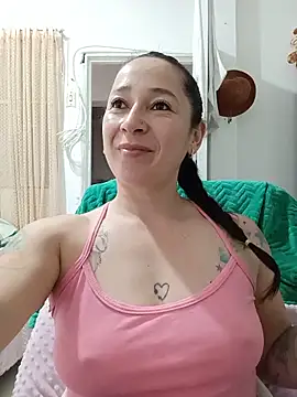 emilypoppy3 online show from June 2026 08:47:02 PM