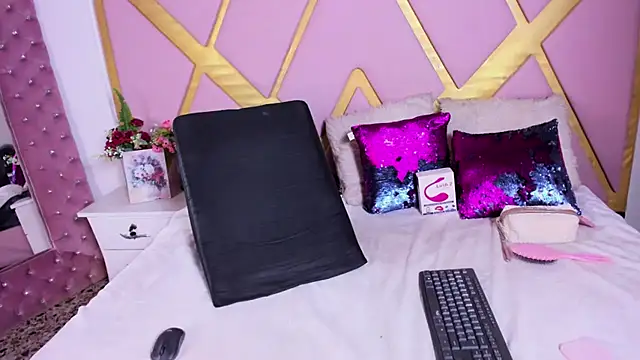 ShellbyDior online show from March 2026 08:26:02 PM