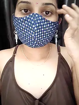 Angleannie online show from November 2025 03:12:02 PM