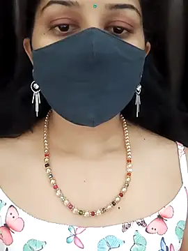 Angleannie online show from December 2025 05:31:01 PM