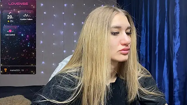 Snapshot of Silvia_Shugarr chatting on January 2025 03:43:01 AM Silvia Shugarr online show from January 2025 03:43:01 AM