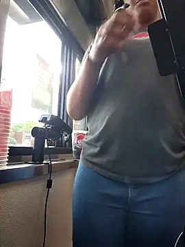 samone9 online show from October 2025 01:55:01 PM