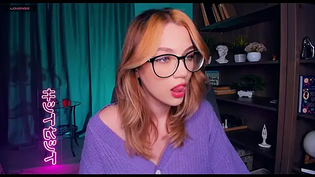 Snapshot of MelissaTetris chatting on December 2024 11:18:01 AM MelissaTetris online show from December 2024 11:18:01 AM