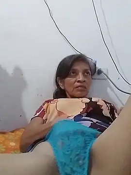 Snapshot of soltrinidad chatting on October 2025 03:07:02 AM soltrinidad online show from October 2025 03:07:02 AM