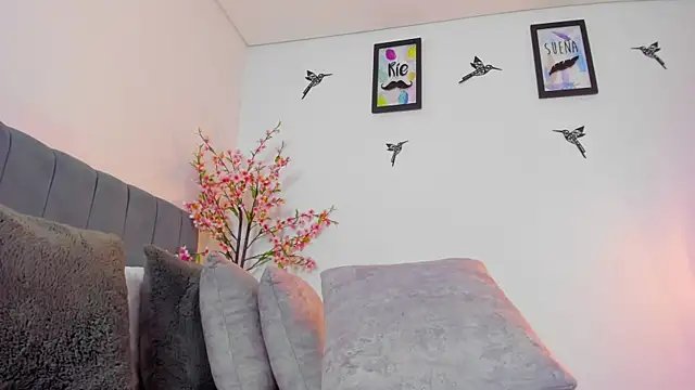 im sarah34 online show from December 2024 05:21:01 AM