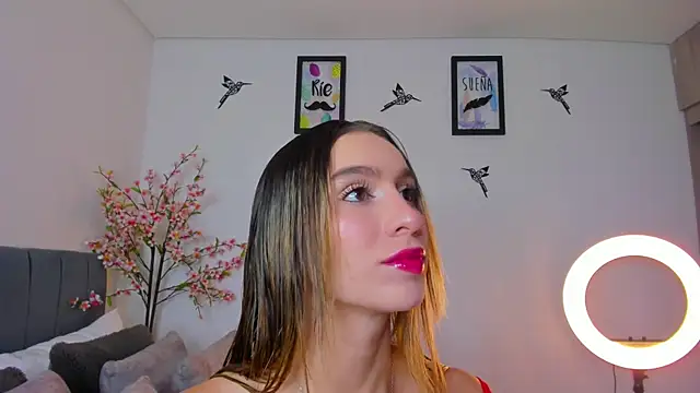 im sarah34 online show from January 2025 02:46:01 PM