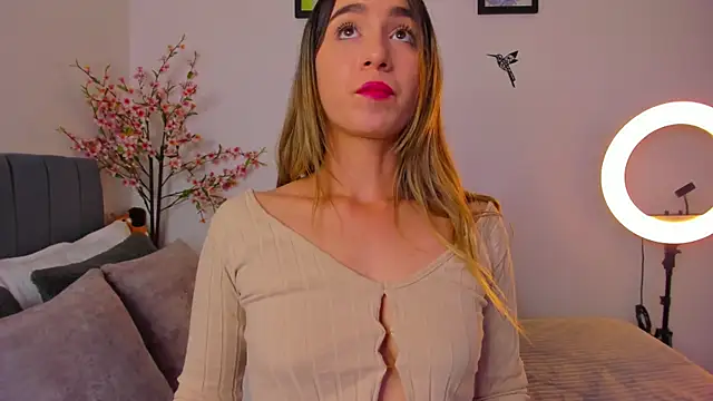 im sarah34 online show from February 2025 02:50:02 AM