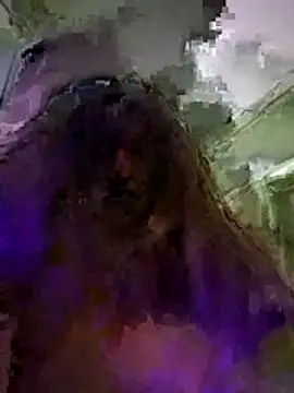 Toptransluder online show from April 2026 11:35:01 PM