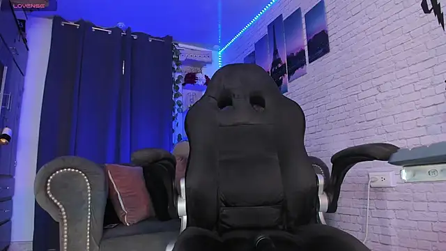 Naughty Charly online show from January 2025 07:00:02 PM