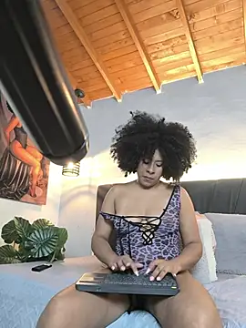 EmmilyBrant online show from July 2026 02:39:01 AM