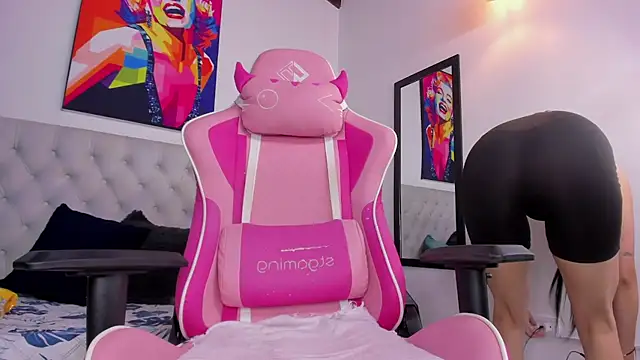 KristalFoxx online show from November 2025 03:12:02 PM