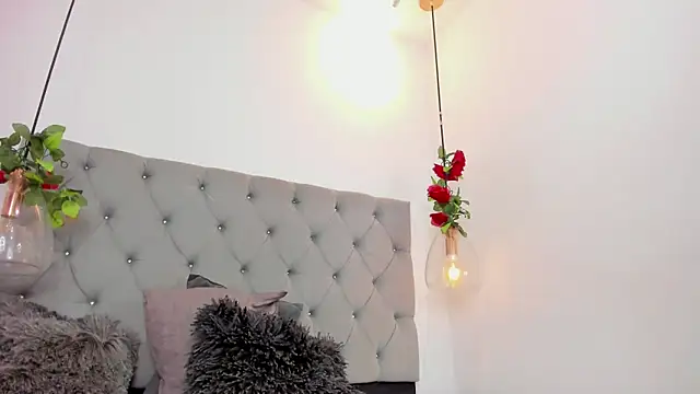 AnnPrices online show from January 2025 03:50:01 PM