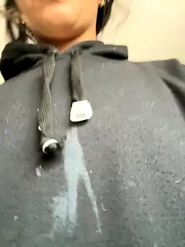 Mila Morgan online show from November 2025 05:46:01 PM