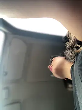 Mila Morgan online show from February 2026 12:32:01 PM