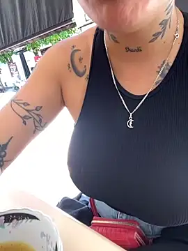 Snapshot of ivanna_rivera chatting on October 2025 04:16:02 PM ivanna rivera online show from October 2025 04:16:02 PM