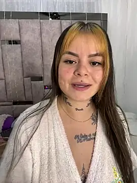 ivanna rivera online show from February 2026 06:42:01 PM