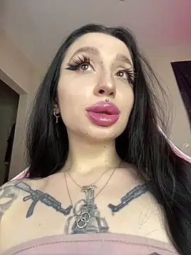 Molly  Moon online show from April 2026 02:14:01 AM