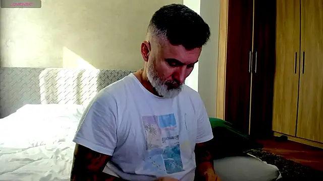 BlowMyXXL online show from February 2025 08:37:02 AM