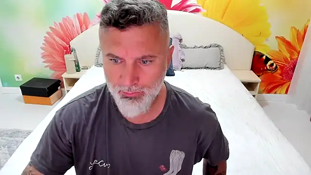 BlowMyXXL online show from November 2025 04:22:01 PM