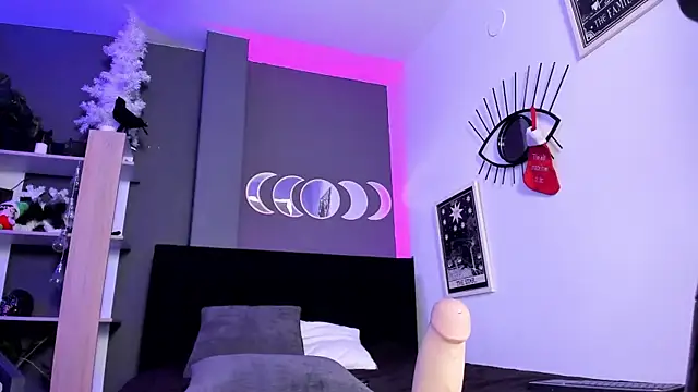 Raven Witch  online show from January 2025 12:31:01 AM