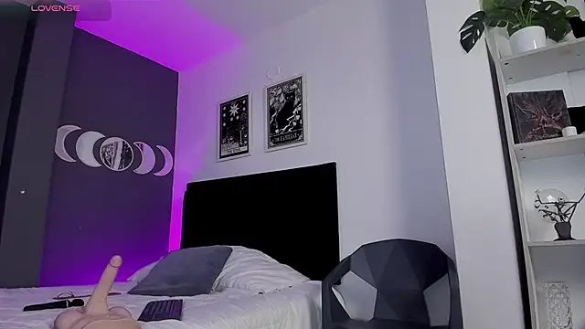 Raven Witch  online show from March 2025 12:37:02 AM