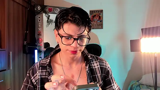 Snapshot of marckalexis chatting on September 2025 02:00:02 PM marckalexis online show from September 2025 02:00:02 PM