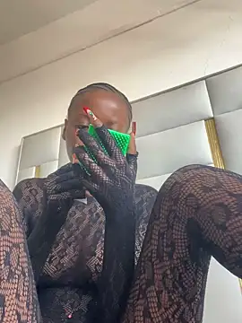 Fanclubbbbb online show from February 2025 09:47:02 AM