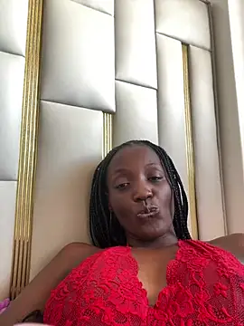 Fanclubbbbb online show from February 2025 07:17:02 PM