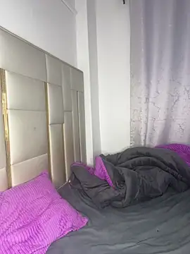 Fanclubbbbb online show from March 2025 11:42:01 PM