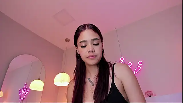 violeth hill online show from December 2024 02:21:02 AM