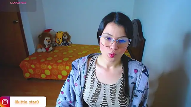 juli05star20 online show from March 2025 03:49:02 PM