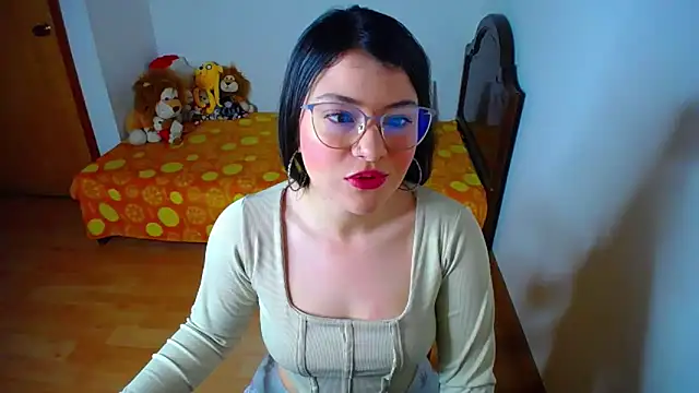 juli05star20 online show from March 2025 11:45:02 AM