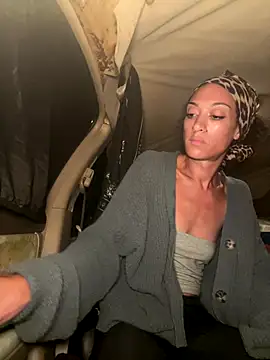 starrynikki online show from October 2025 03:04:02 AM