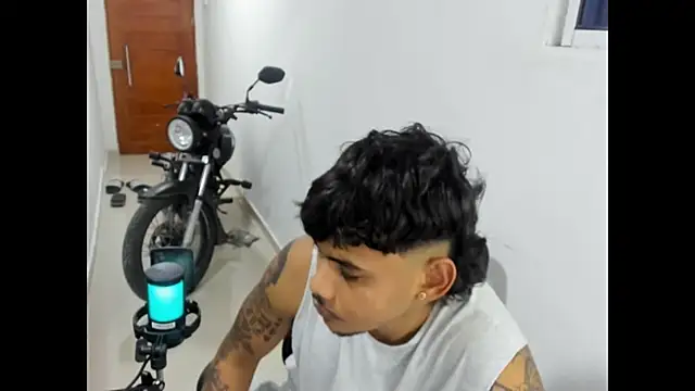 may master online show from November 2025 02:32:01 AM