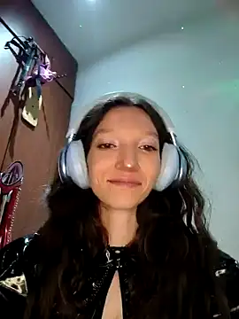 Lucy cole online show from January 2025 09:22:02 AM