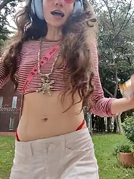 Lucy cole online show from February 2025 07:21:01 PM