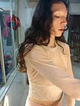 Lucy cole online show from March 2025 05:39:01 PM
