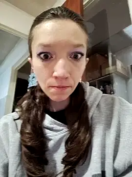 Lucy cole online show from March 2025 05:35:02 PM