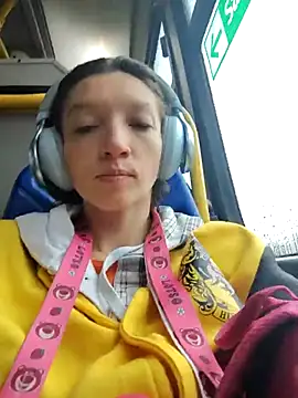 Lucy cole online show from March 2025 05:38:02 PM