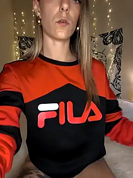 Nikiita-28 online show from March 2026 03:51:01 PM