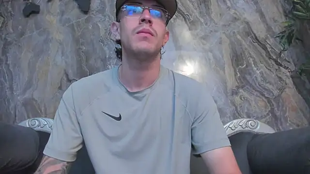 CodyWalkerR online show from April 2026 11:19:02 PM