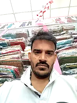 Snapshot of absoluteright chatting on December 2024 06:01:01 AM absoluteright online show from December 2024 06:01:01 AM