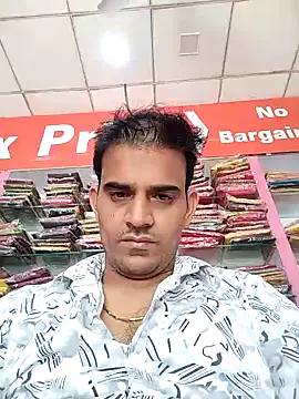 Snapshot of absoluteright chatting on November 2025 06:03:02 AM absoluteright online show from November 2025 06:03:02 AM