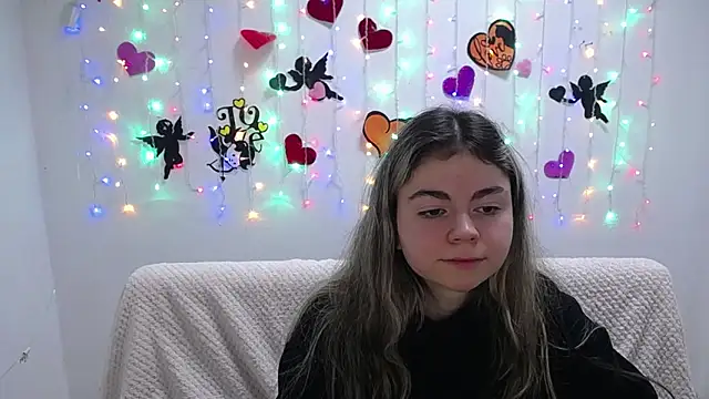 TinaRedly online show from February 2025 09:46:01 PM