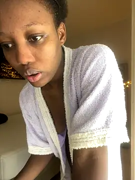 kellya  online show from November 2025 11:51:01 PM