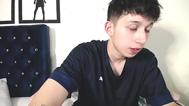  Thomas hot  online show from October 2025 04:18:02 AM