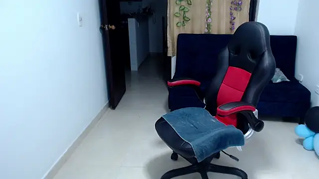 kaira sweet  online show from October 2025 06:36:01 AM