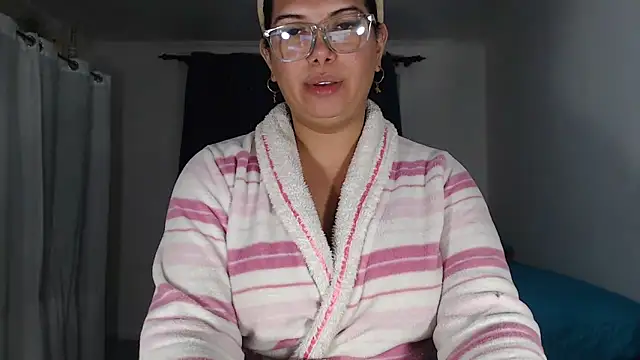 flowerdirtty online show from December 2024 04:20:01 AM