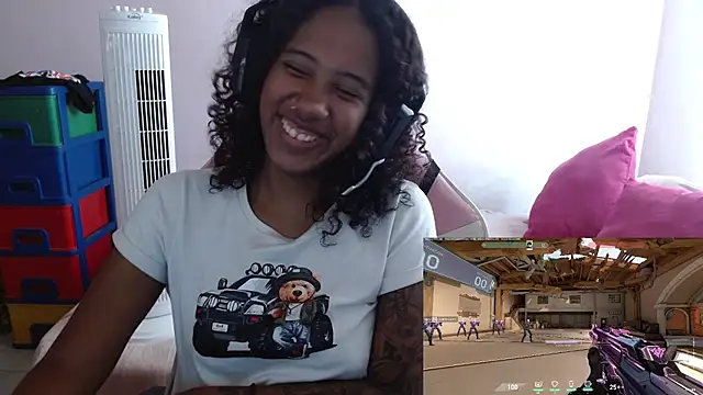 Snapshot of TiffanyRoouse chatting on January 2025 07:37:01 PM TiffanyRoouse online show from January 2025 07:37:01 PM